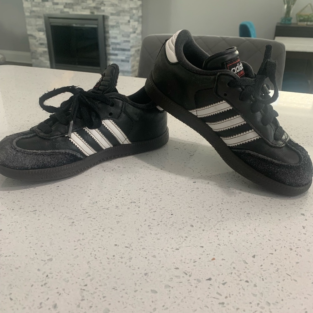 Adidas Sambas
